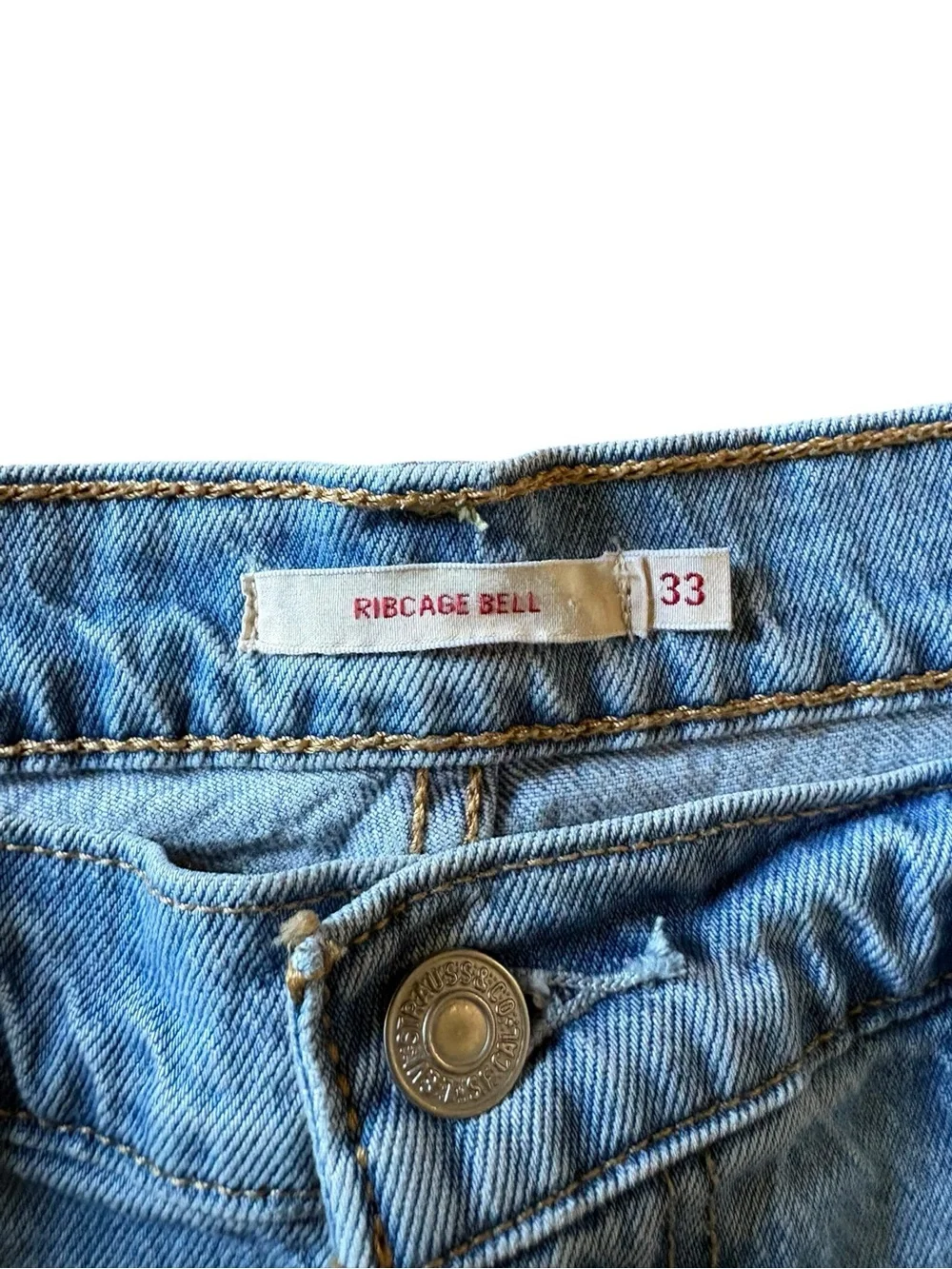 Levi’s Ribcage Bell Wide Leg Jeans Light Wash Distressed 33 - Picture 3 of 7
